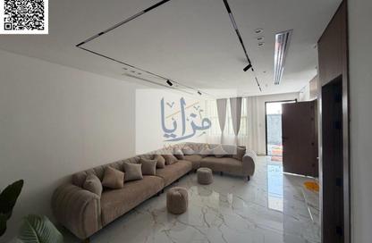تاون هاوس - 5 غرف نوم - 7 حمامات للبيع في الحليو 1 - الحليو - عجمان