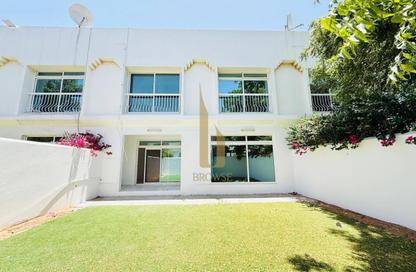 Villa - 3 Bedrooms - 3 Bathrooms for rent in Umm Suqeim 3 Villas - Umm Suqeim 3 - Umm Suqeim - Dubai