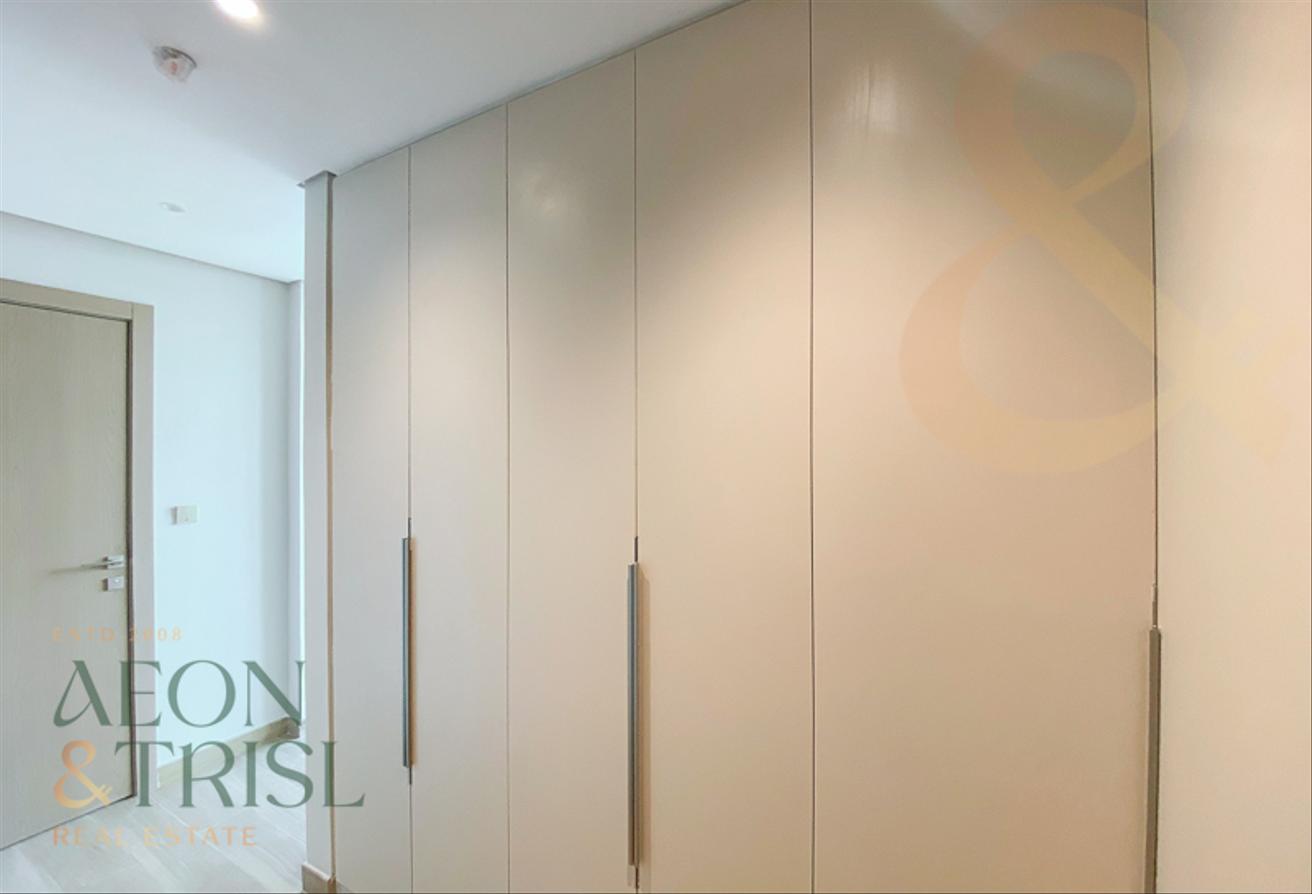 Spacious & Bright | 2 Bedroom + Maids | Furjan photo 8