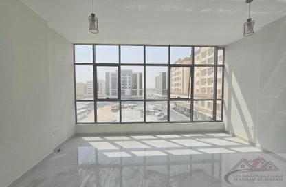 Apartment - 1 Bedroom - 2 Bathrooms for rent in Muweileh Community - Muwaileh Commercial - Sharjah