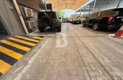 مستودع - استوديو للايجار في القوز الصناعية - القوز - دبي
