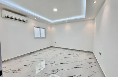 شقة - غرفة نوم - 1 حمام للايجار في مدينة الرياض - أبوظبي