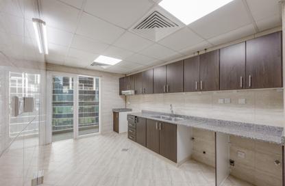 Apartment - 2 Bedrooms - 2 Bathrooms for rent in Coral Tower - Business Bay - Dubai