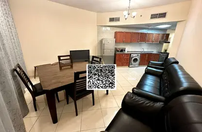 شقة - غرفة نوم - 2 حمامات للبيع في أورينت تاور 1 - أورينت تاور - البستان - عجمان