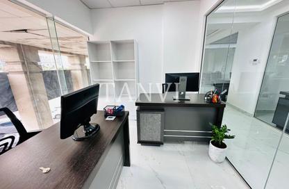 Office Space - Studio - 1 Bathroom for rent in Reem Residency - Al Karama - Dubai