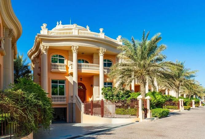 Luxury Mansion | Beachfront | Private Beach