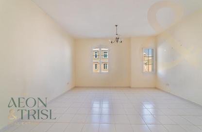 Apartment - Studio - 1 Bathroom for rent in Building Y17 - England Cluster - International City - Dubai