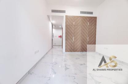 شقة - 1 حمام للايجار في مبنى حران حميد بن حميدان الفلاسي - الكرامة - دبي شقة - 1 حمام للايجار في مبنى حران حميد بن حميدان الفلاسي - الكرامة - دبي