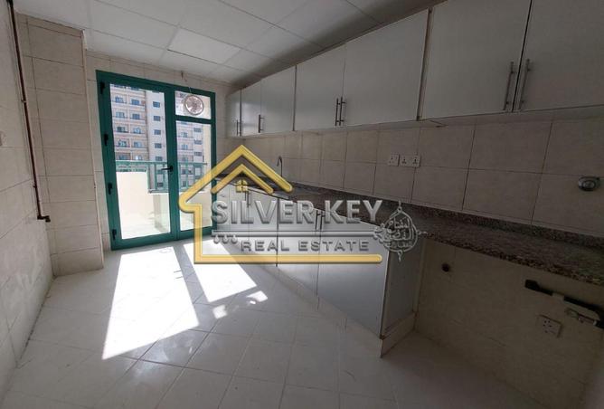 73110680 - Property Image 2