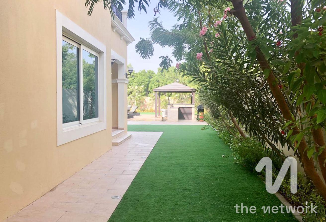 Single Row | Large Plot | Private Pool | Available photo 20
