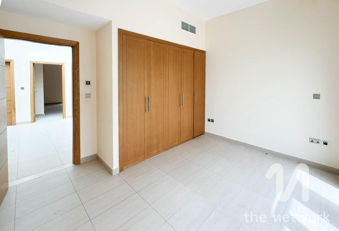 Single Row | Large Plot | Private Pool | Available photo 17