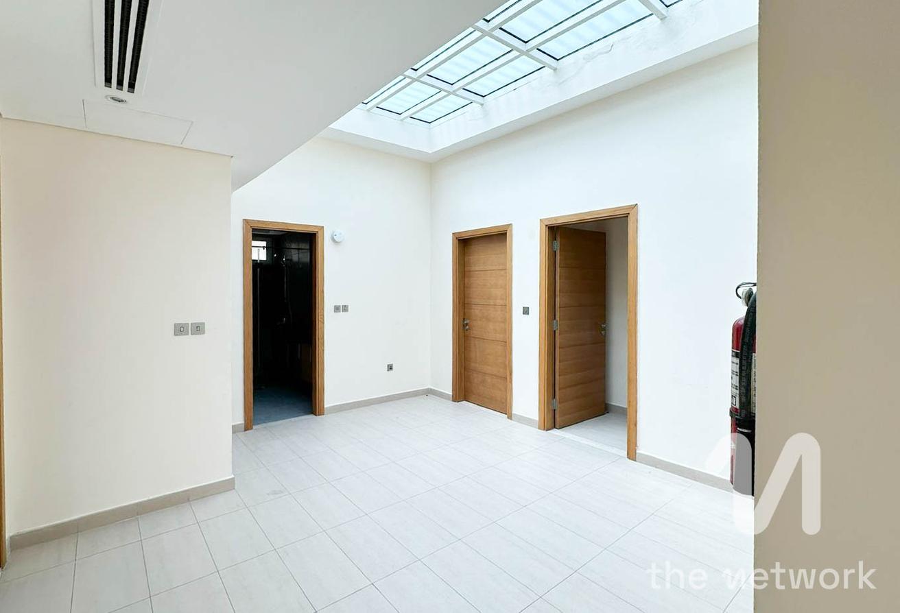 Single Row | Large Plot | Private Pool | Available photo 14
