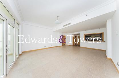 Apartment - 1 Bedroom - 2 Bathrooms for rent in Al Msalli - Shoreline Apartments - Palm Jumeirah - Dubai