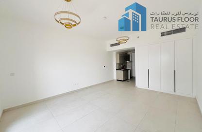 Apartment - 1 Bedroom - 1 Bathroom for rent in Valoura Residence - Nad Al Sheba 1 - Nad Al Sheba - Dubai
