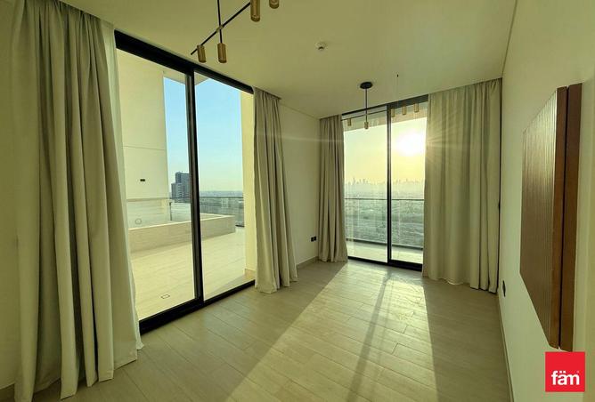 97807900 - Property Image 3