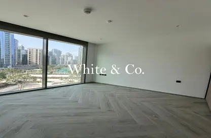 شقة - غرفة نوم - 1 حمام للبيع في بنينسولا ثري - بنينسولا - الخليج التجاري - دبي