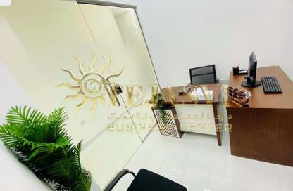 Office Space - Studio - 1 Bathroom for rent in Red Avenue - Al Garhoud - Dubai