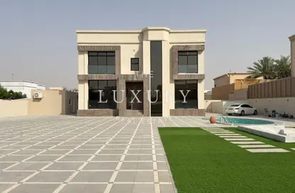 Villa - 5 Bedrooms - 6 Bathrooms for rent in Al Barsha 3 - Al Barsha - Dubai