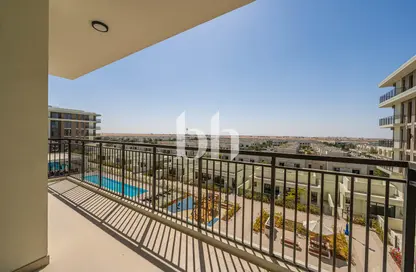 Apartment - 3 Bedrooms - 4 Bathrooms for rent in Holland Gardens - Town Square - Dubai