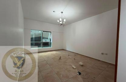 Apartment - 1 Bedroom - 2 Bathrooms for rent in Al Majaz 2 - Al Majaz - Sharjah Apartment - 1 Bedroom - 2 Bathrooms for rent in Al Majaz 2 - Al Majaz - Sharjah