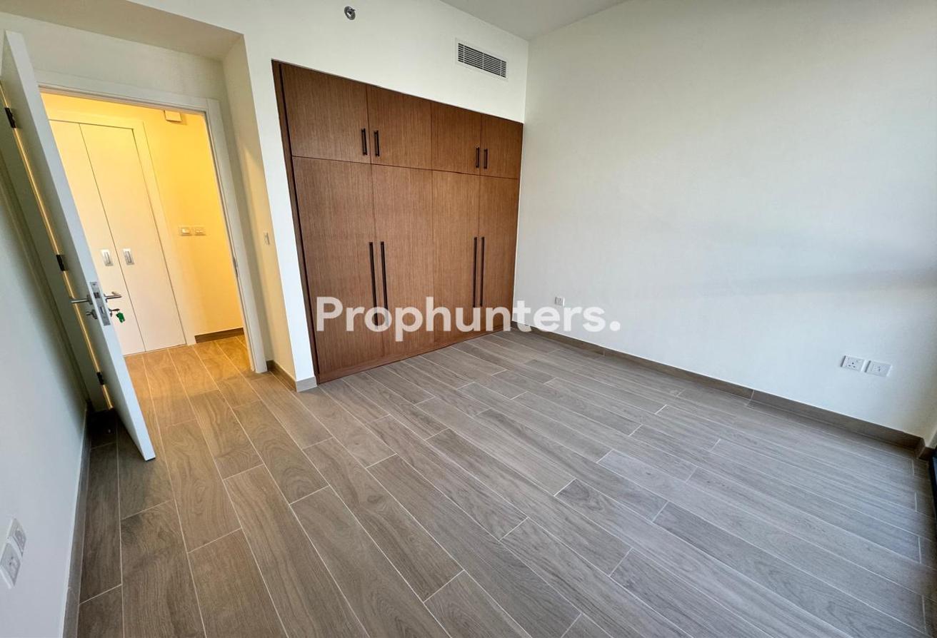 BRAND NEW | SPACIOUS | READY TO MOVIN photo 5