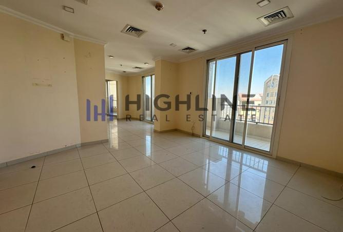 98696395 - Property Image 3