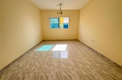 Apartment - 2 Bedrooms - 2 Bathrooms for rent in New Al Taawun Road - Al Taawun - Sharjah