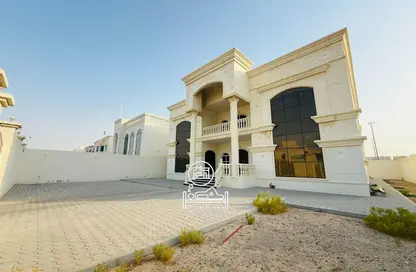 فيلا - 5 غرف نوم - 7 حمامات للايجار في مدينة الرياض - أبوظبي