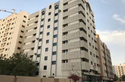 Apartment - 2 Bedrooms - 3 Bathrooms for rent in Abu shagara Building 2 - Budaniq - Al Qasimia - Sharjah