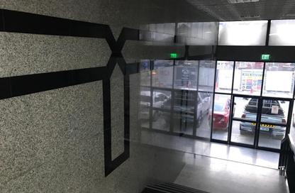 Apartment - 2 Bedrooms - 3 Bathrooms for rent in Abu shagara Building 2 - Budaniq - Al Qasimia - Sharjah