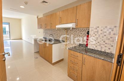 Apartment - Studio - 1 for rent in May Residence 3 - May Residence - District 10 - Jumeirah Village Circle - Dubai