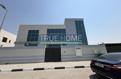 Villa - 4 - 6 for sale in Al Riqaibah - Al Suyoh - Sharjah