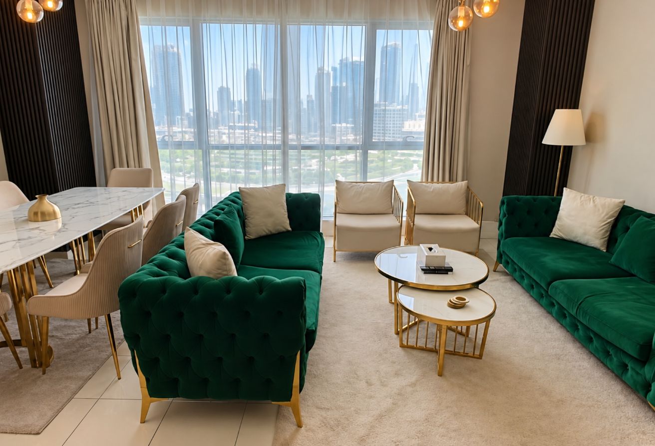 Luxury 3-Br| High-Floor | Bright and  Spacious