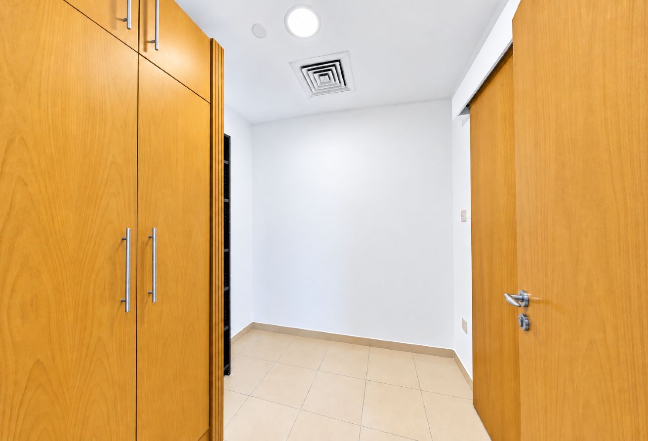 3 bedroom apartment in Mayfair Residency, Business Bay: 17