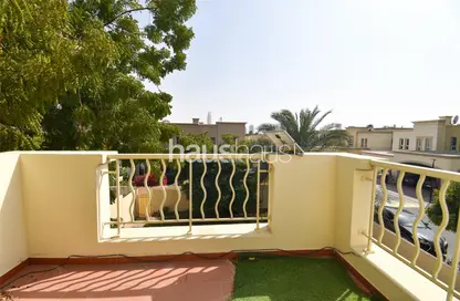 فيلا - 2 غرف نوم - 2 حمامات للايجار في الينابيع 11 - الينابيع - دبي