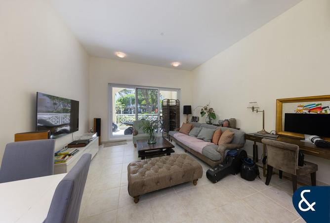 56945760 - Property Image 3