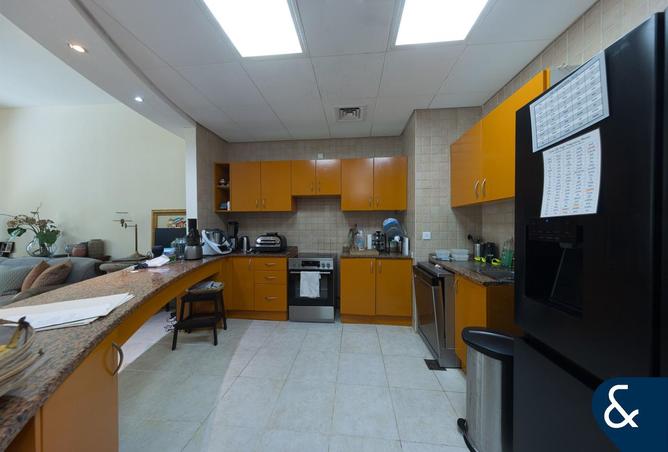 56945760 - Property Image 2