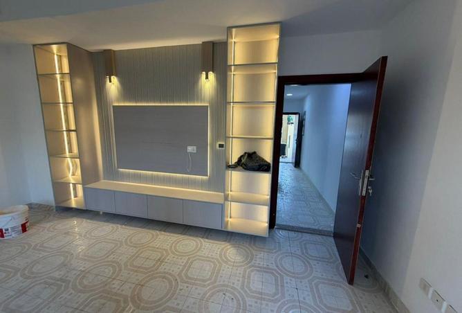 100852912 - Property Image 3