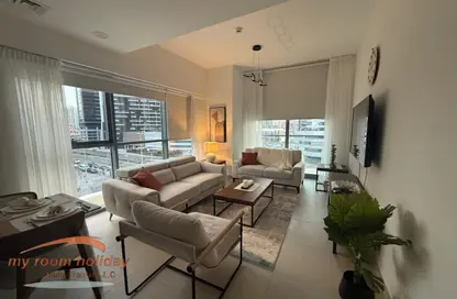 Apartment - 1 Bedroom - 2 Bathrooms for rent in Bellevue Towers - Downtown Dubai - Dubai