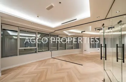 Office Space - Studio for rent in Crystal Tower - Business Bay - Dubai