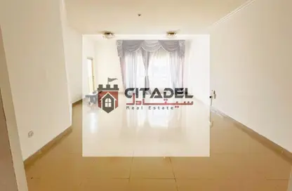 Apartment - 3 Bedrooms - 3 Bathrooms for rent in Al Majaz 3 - Al Majaz - Sharjah Apartment - 3 Bedrooms - 3 Bathrooms for rent in Al Majaz 3 - Al Majaz - Sharjah