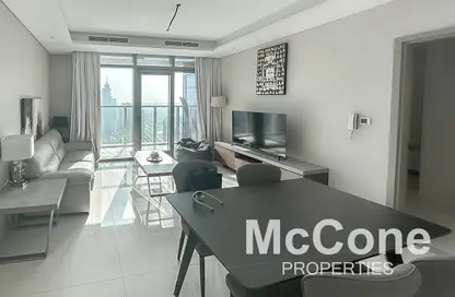 Apartment - 1 Bedroom - 2 Bathrooms for sale in Paramount Tower Hotel  and  Residences - Business Bay - Dubai