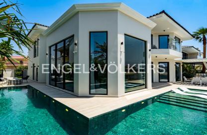 Villa - 4 Bedrooms - 6 Bathrooms for sale in Garden Homes Frond C - Garden Homes - Palm Jumeirah - Dubai