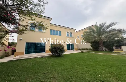 Villa - 4 Bedrooms - 5 Bathrooms for rent in District 8 - Jumeirah Park - Dubai