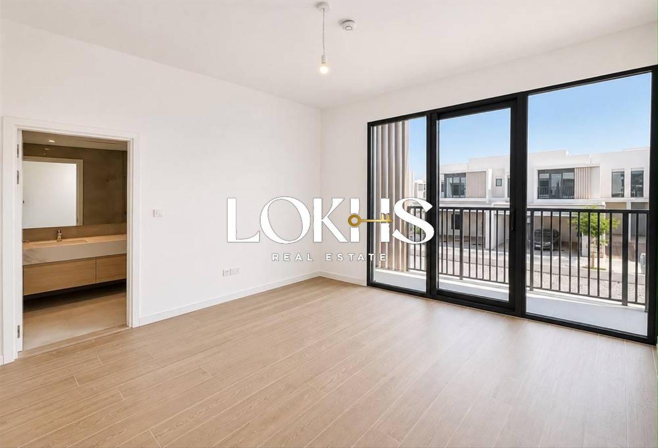 4 CHEQUES | Close to Amenities | Vacant photo 13