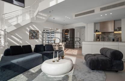 Apartment - 2 - 3 for sale in Central Park Residential Tower - Central Park Tower - DIFC - Dubai