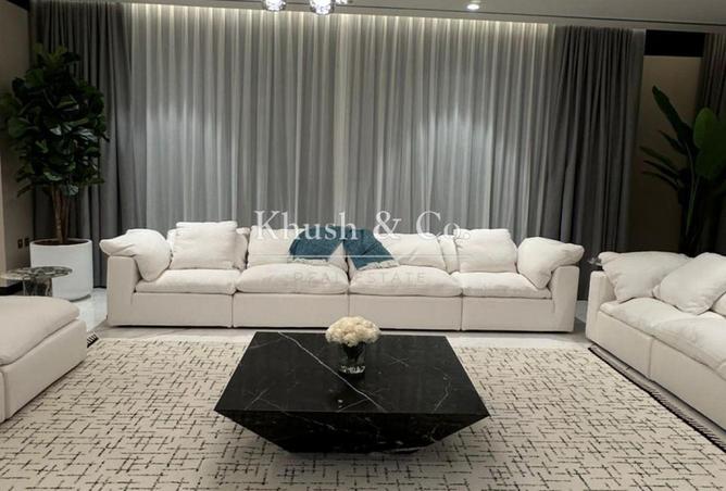 104670154 - Property Image 2