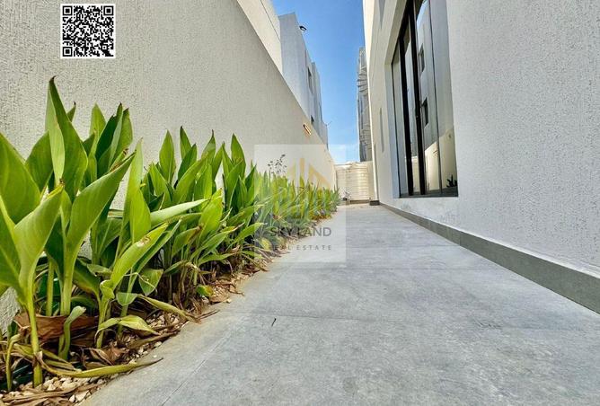 54384305 - Property Image 2