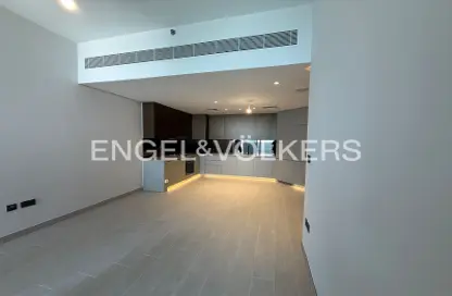 Apartment - 1 Bedroom - 2 Bathrooms for rent in Regalia By Deyaar - Business Bay - Dubai