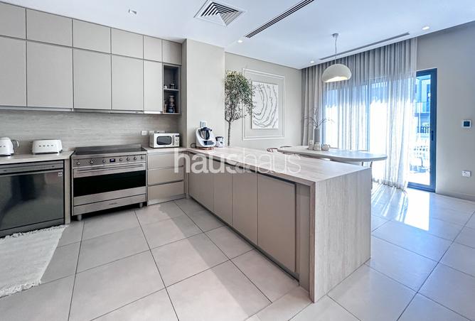 143742688 - Property Image 2